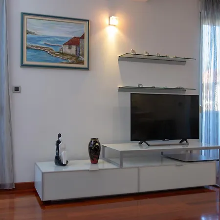 Olga Apartment *