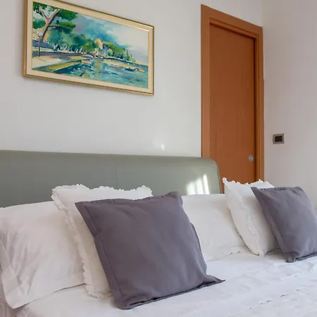 Olga Apartment *